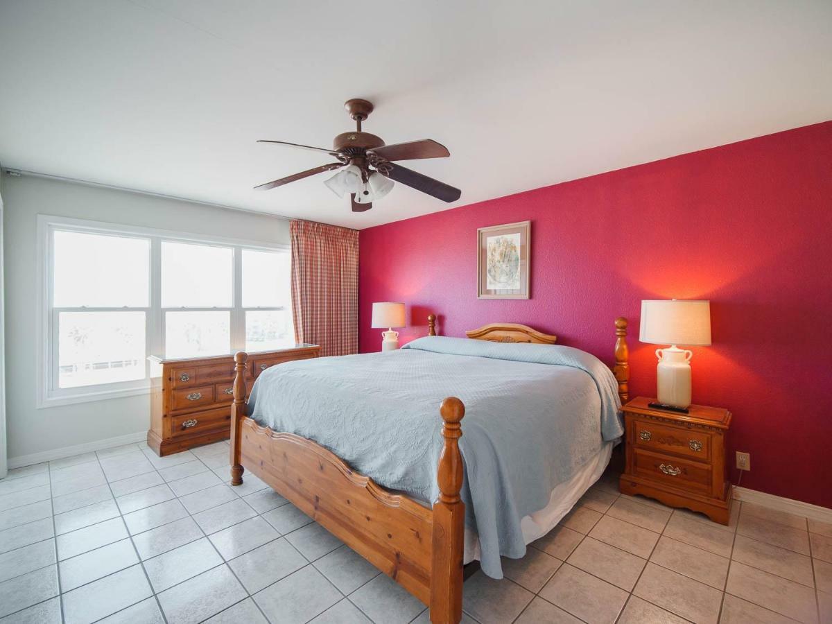 Relaxing Condo, Great Location, 3 Minute Walk To The Beach Condo South Padre Island Exterior photo